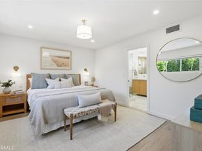 3521 Pine Avenue, Manhattan Beach CA 90266