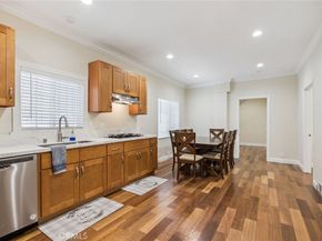 2104 Crenshaw Boulevard, Los Angeles CA 90016