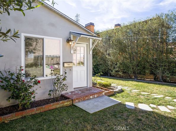 2720 27201/2 Carnegie Lane, Redondo Beach CA 90278