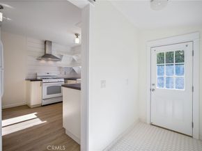 2720 27201/2 Carnegie Lane, Redondo Beach CA 90278