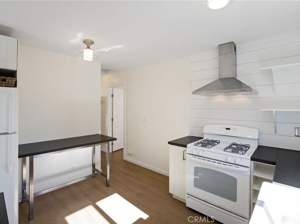 2720 27201/2 Carnegie Lane, Redondo Beach CA 90278