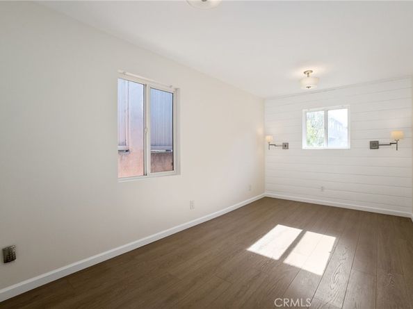 2720 27201/2 Carnegie Lane, Redondo Beach CA 90278