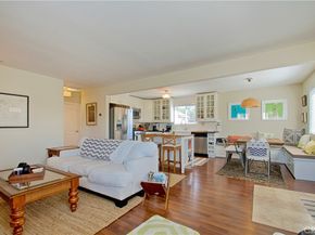 2720 27201/2 Carnegie Lane, Redondo Beach CA 90278