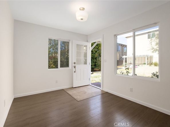 2720 27201/2 Carnegie Lane, Redondo Beach CA 90278