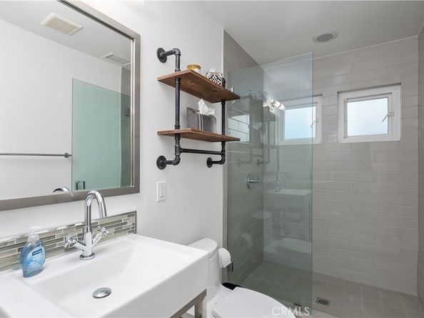 3308 Pacific Avenue, Manhattan Beach CA 90266
