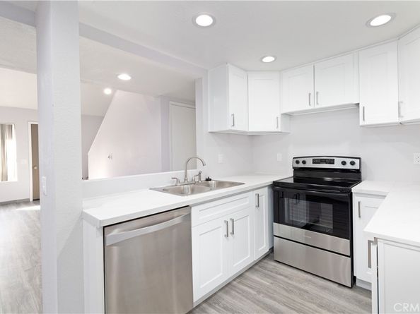 435 W 9th F5, Upland CA 91786