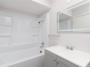 435 W 9th F5, Upland CA 91786