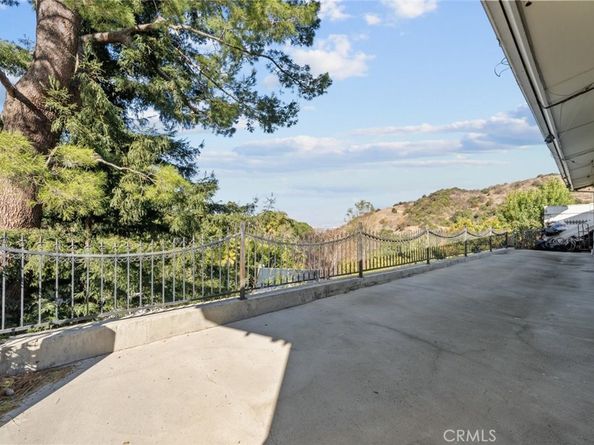 3277 Longridge Terrace, Sherman Oaks CA 91423