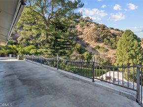 3277 Longridge Terrace, Sherman Oaks CA 91423