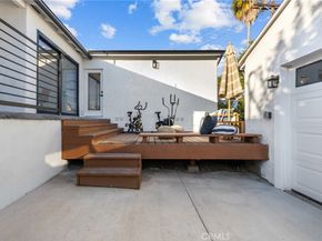 1724 S Fairfax, Los Angeles CA 90019