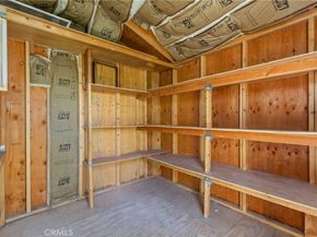 1724 S Fairfax, Los Angeles CA 90019