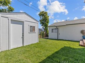 1724 S Fairfax, Los Angeles CA 90019