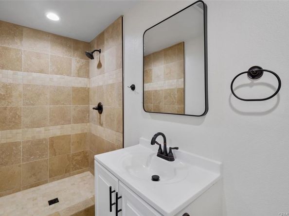 320 S 5th, La Puente CA 91746