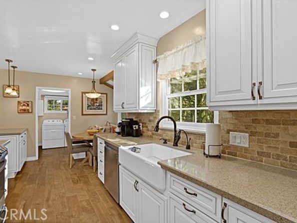 6941 Louise Avenue, Lake Balboa CA 91406