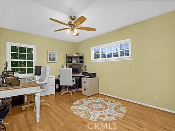 6941 Louise Avenue, Lake Balboa CA 91406