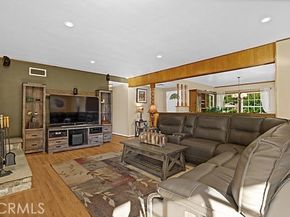 6941 Louise Avenue, Lake Balboa CA 91406