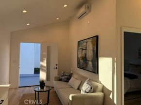 20406 Londelius, Winnetka CA 91306