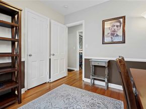 7656 Oak Park, Lake Balboa CA 91406