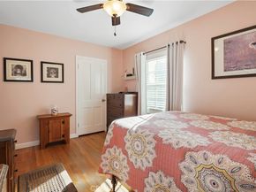 7656 Oak Park, Lake Balboa CA 91406