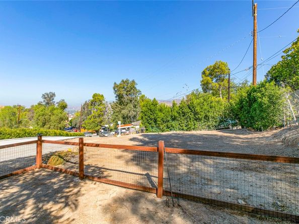 9442 Hillrose, Shadow Hills CA 91040