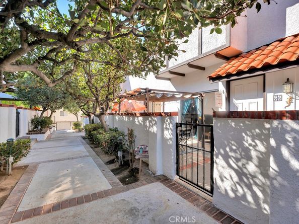 10030 Owensmouth Avenue 66, Chatsworth CA 91311