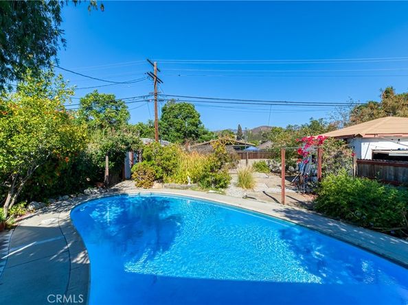 9906 Wealtha Avenue, Sun Valley CA 91352