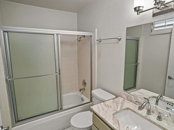 4744 Ben Avenue 11, Valley Village CA 91607