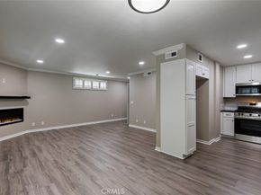 4744 Ben Avenue 11, Valley Village CA 91607