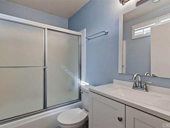 4744 Ben Avenue 11, Valley Village CA 91607