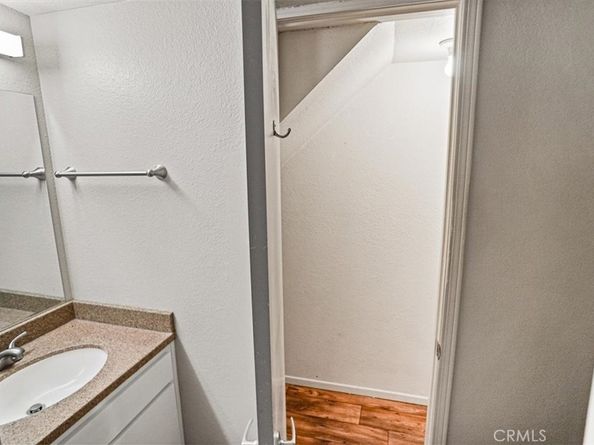 4744 Ben Avenue 11, Valley Village CA 91607