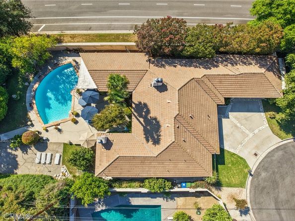 17654 Knapp, Northridge CA 91325