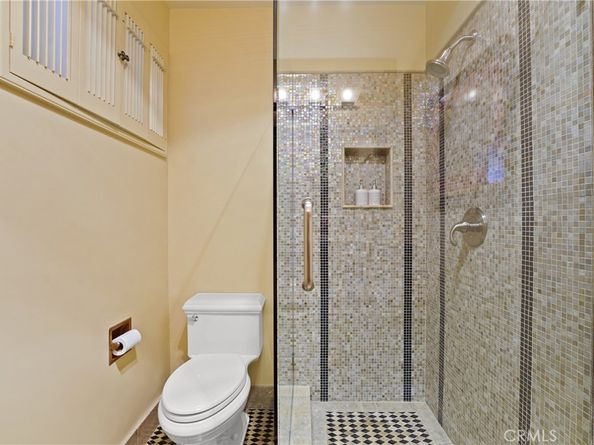 17654 Knapp, Northridge CA 91325