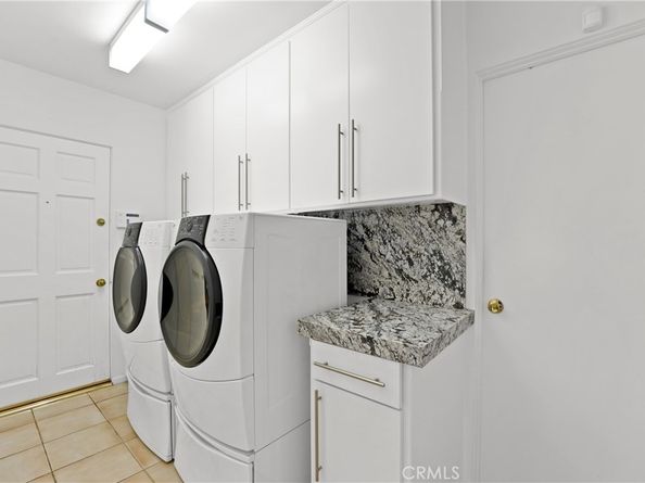 17654 Knapp, Northridge CA 91325