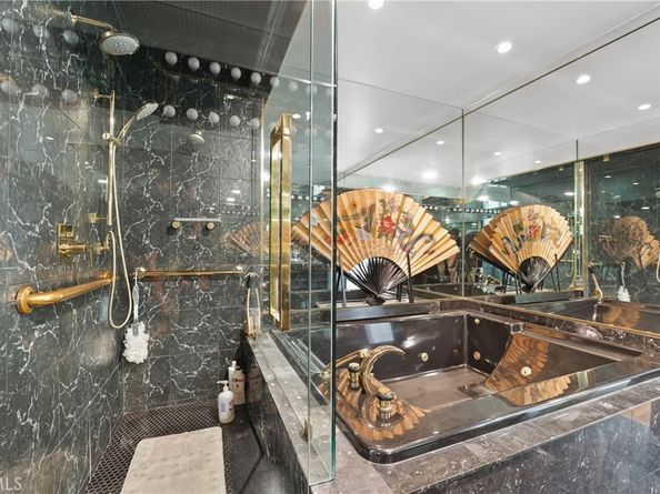 17654 Knapp, Northridge CA 91325