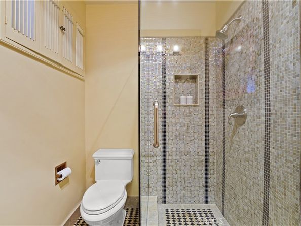 17654 Knapp, Northridge CA 91325