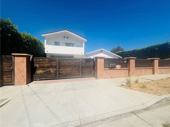 14609 Fox Street, San Fernando CA 91345