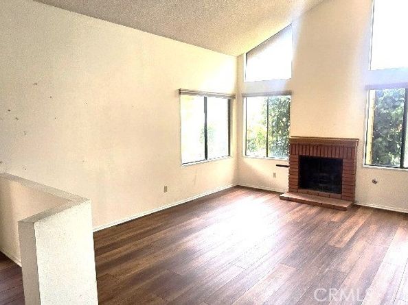 21933 Vintage, Chatsworth CA 91311