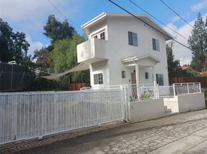 24334 CRESTLAWN Street, Woodland Hills CA 91367