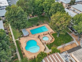 8060 Canby Avenue 2, Reseda CA 91335