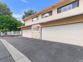 8060 Canby Avenue 2, Reseda CA 91335