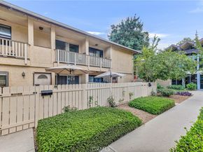 8060 Canby Avenue 2, Reseda CA 91335