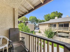 8060 Canby Avenue 2, Reseda CA 91335