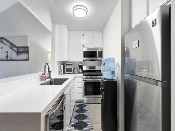 7050 Shoup Ave #225 225, Canoga Park CA 91303