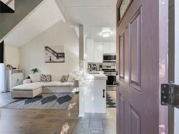 7050 Shoup Ave #225 225, Canoga Park CA 91303