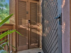 7050 Shoup Ave #225 225, Canoga Park CA 91303