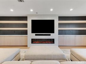 6229 Klump Avenue, North Hollywood CA 91606