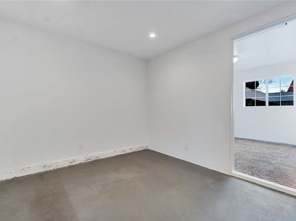 6229 Klump Avenue, North Hollywood CA 91606