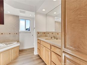 6229 Klump Avenue, North Hollywood CA 91606