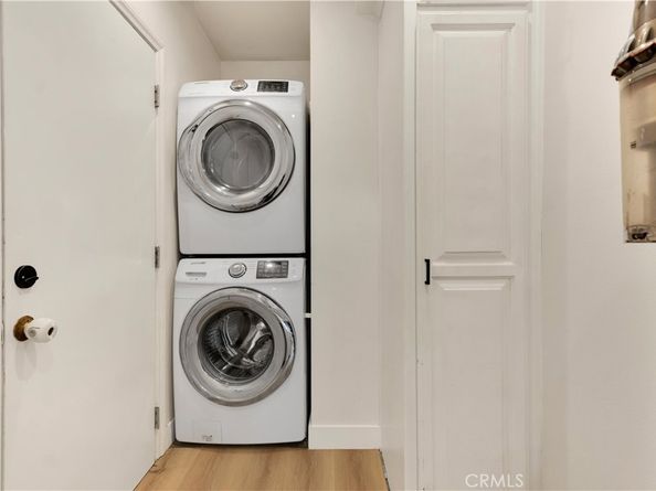 6229 Klump Avenue, North Hollywood CA 91606