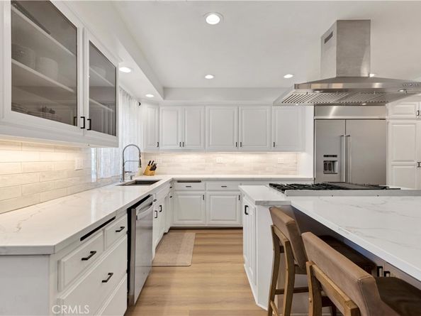 6229 Klump Avenue, North Hollywood CA 91606